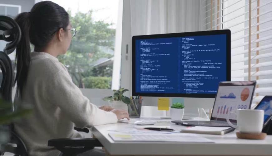 龙圩区企业数字化解决方案：机器学习赋能商业模式升级的核心路径